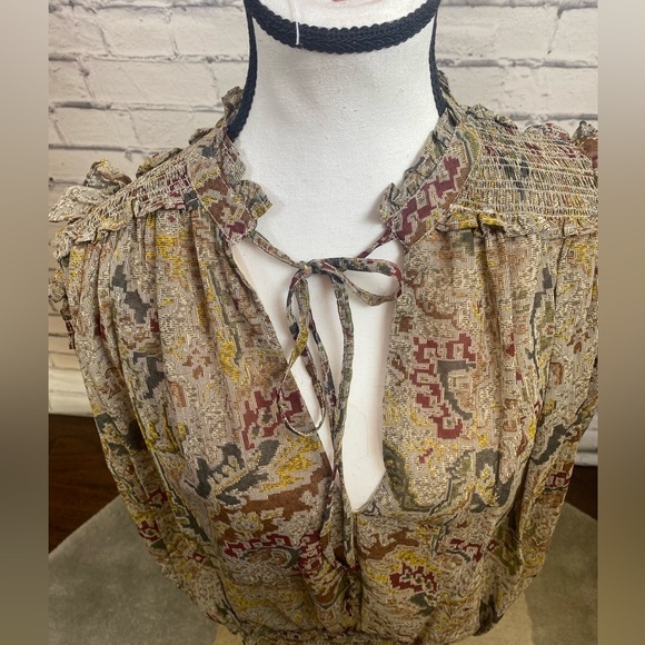 Elan Boho Smocked Long Sleeved Top size Medium - Picture 8 of 11